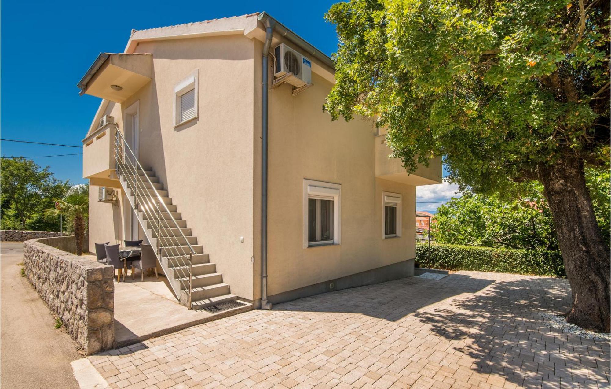Cozy Apartment In Malinska Dubasnica With Wifi Exterior foto